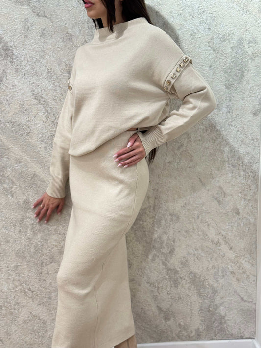 חליפת סריג עם אבנים לנשים עד מידה 42