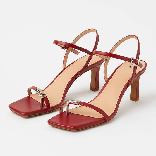 סנדל עקב עם עקב של 5 ס"מ