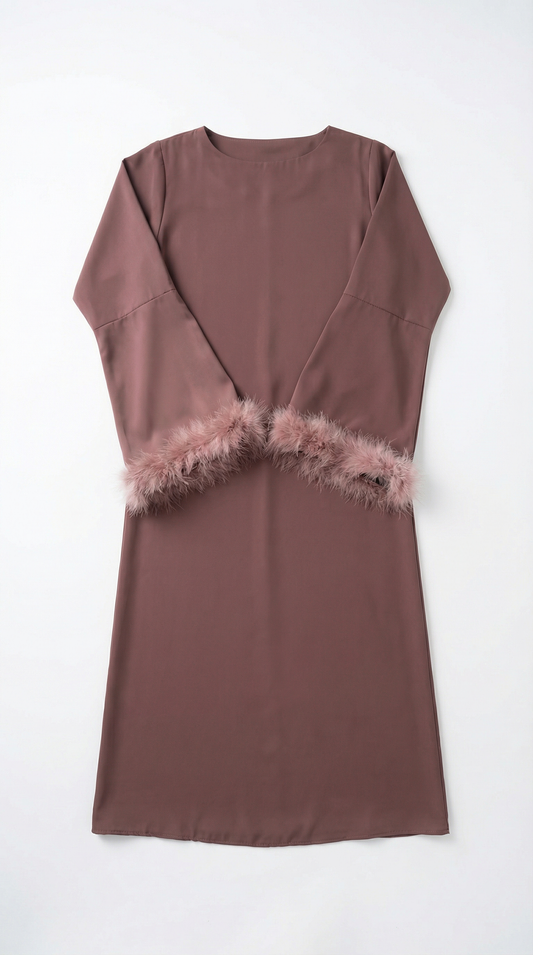 עבאיה בעיצוב נקי ואלגנטי עם טוויסט ייחודי בשרוולים